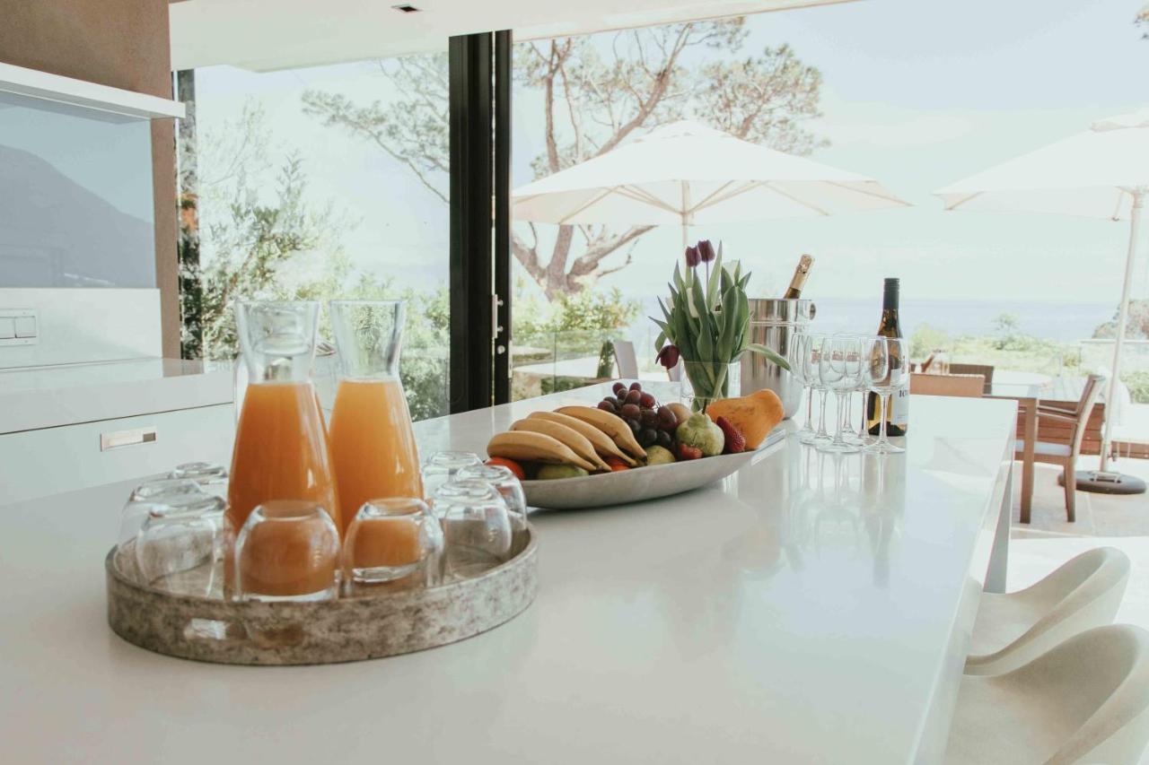 Serenity Villa 18 Ronald Rd Camps Bay Cape Town Exterior foto
