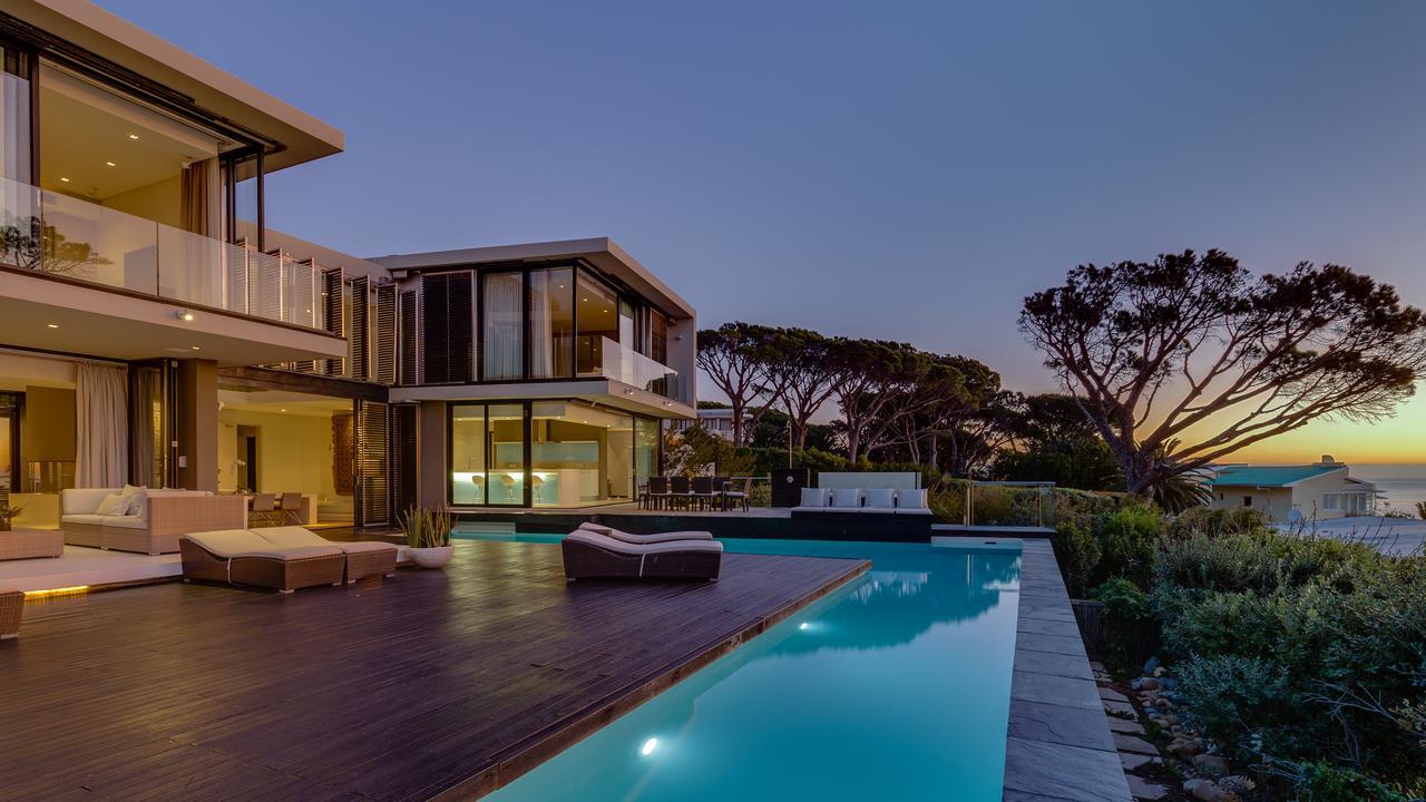 Serenity Villa 18 Ronald Rd Camps Bay Cape Town Exterior foto